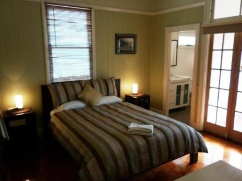 99 Kirkland Bed & Breakfast Brisbane Exterior photo